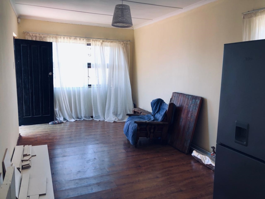 2 Bedroom Property for Sale in Kwa Nobuhle Eastern Cape